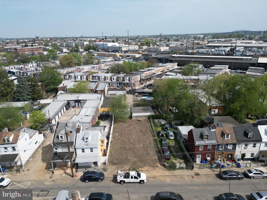 4241 ORCHARD ST, PHILADELPHIA, PA 19124 — exterior