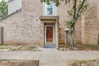 2330 Kennington Drive D, Arlington, TX 76012