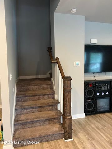 6107 Ledgerock Cove Pl, Louisville, KY 40219