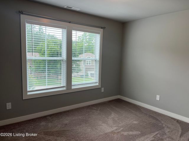 6107 Ledgerock Cove Pl, Louisville, KY 40219