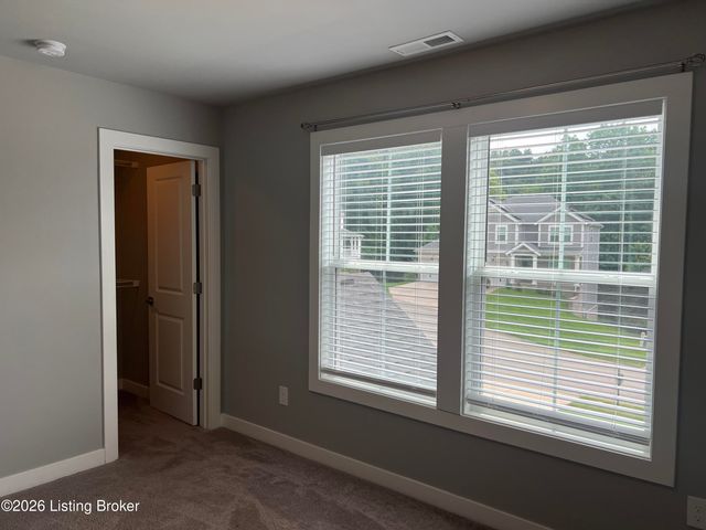 6107 Ledgerock Cove Pl, Louisville, KY 40219