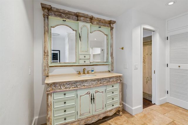 6509 Hunting Hill Lane 30, Oklahoma City, OK 73116