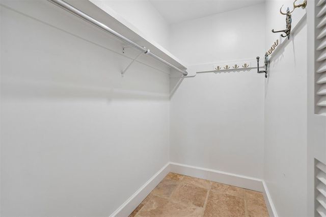 6509 Hunting Hill Lane 30, Oklahoma City, OK 73116