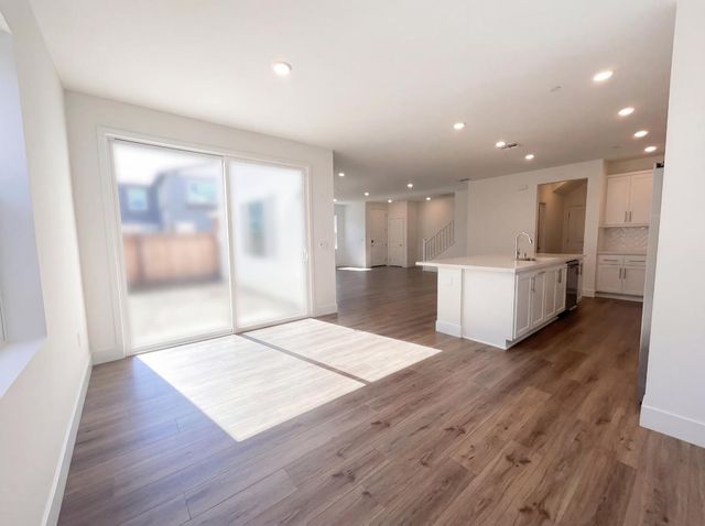 408 N Palm Springs Way, Tracy, CA 95391