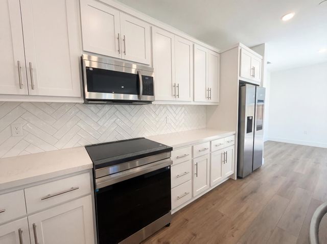 408 N Palm Springs Way, Tracy, CA 95391