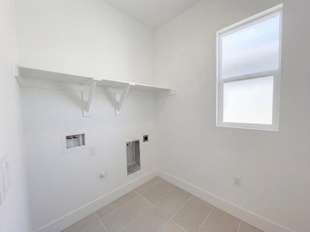 408 N Palm Springs Way, Tracy, CA 95391