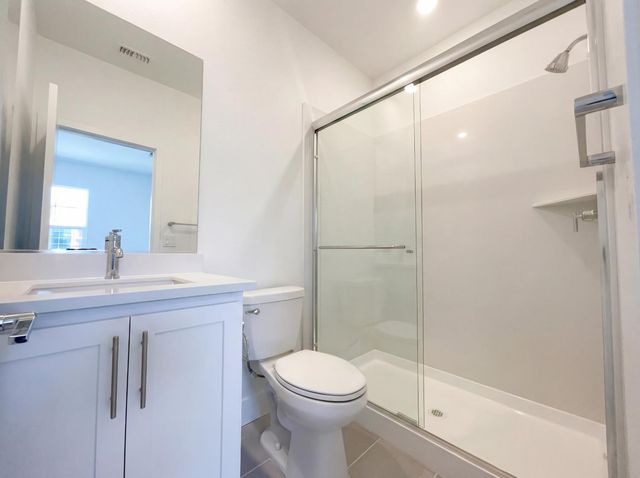 408 N Palm Springs Way, Tracy, CA 95391