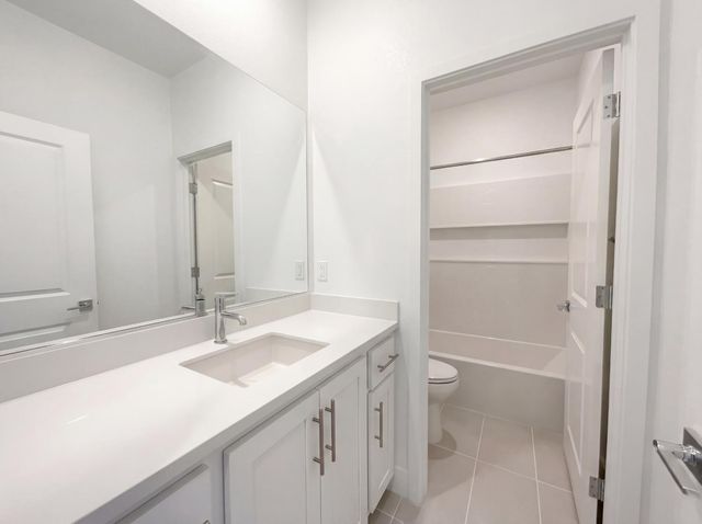 408 N Palm Springs Way, Tracy, CA 95391