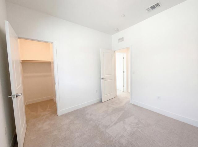 408 N Palm Springs Way, Tracy, CA 95391