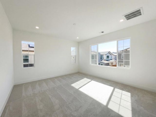 408 N Palm Springs Way, Tracy, CA 95391