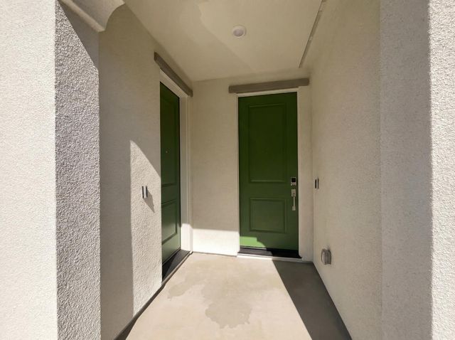 408 N Palm Springs Way, Tracy, CA 95391