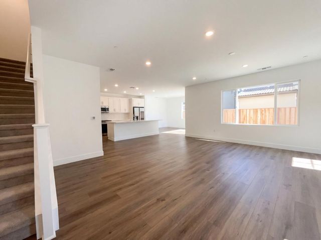 408 N Palm Springs Way, Tracy, CA 95391