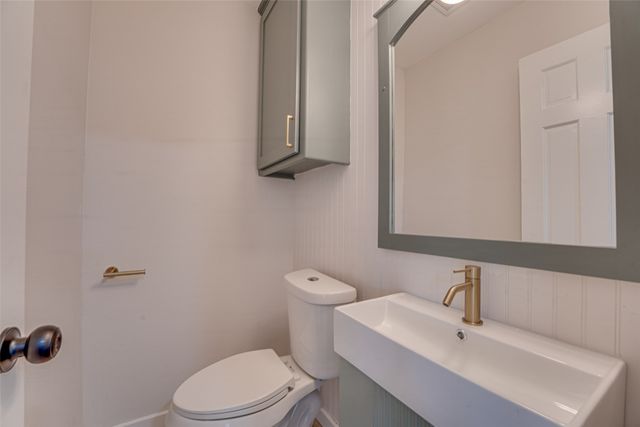 7 Post Oak Trail, Greenville, TX 75402