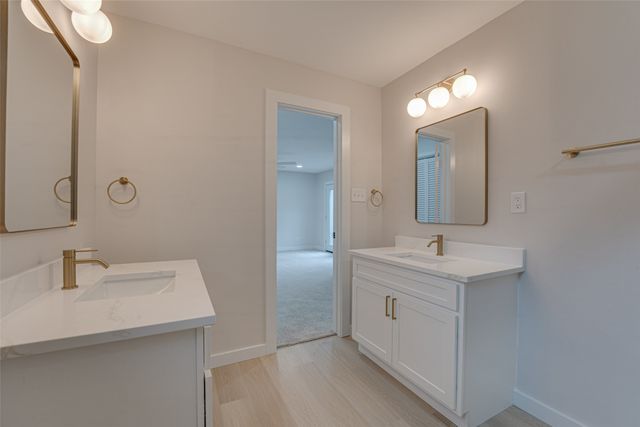 7 Post Oak Trail, Greenville, TX 75402