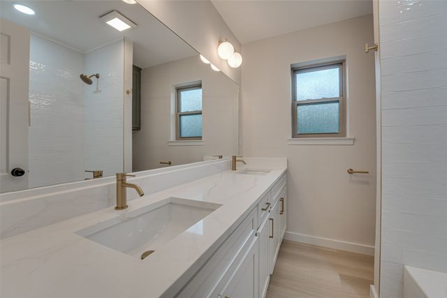 7 Post Oak Trail, Greenville, TX 75402