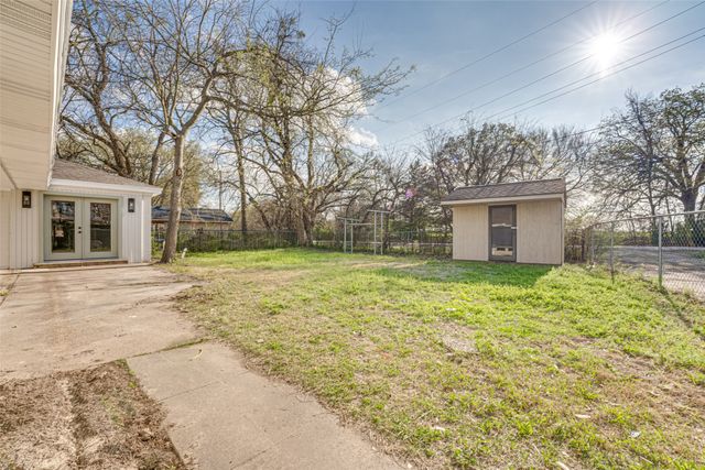 7 Post Oak Trail, Greenville, TX 75402