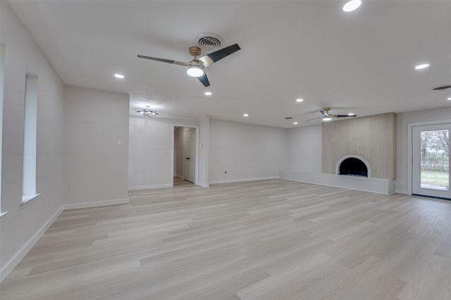 7 Post Oak Trail, Greenville, TX 75402