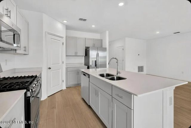8178 ARCHIBALD Terrace, Jacksonville, FL 32219