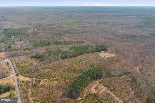 5239 DICKERSON RD, Partlow, VA 22534