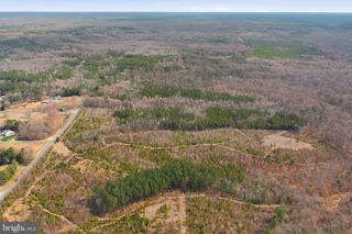 5239 DICKERSON RD, Partlow, VA 22534