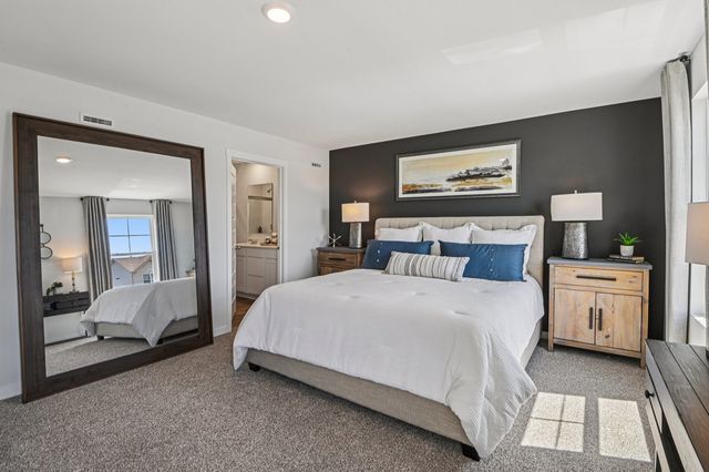 2514 Winterberry Trail, Wonder Lake, IL 60097