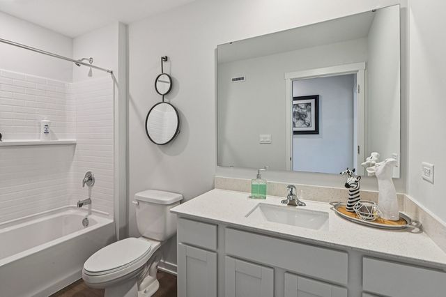 2514 Winterberry Trail, Wonder Lake, IL 60097