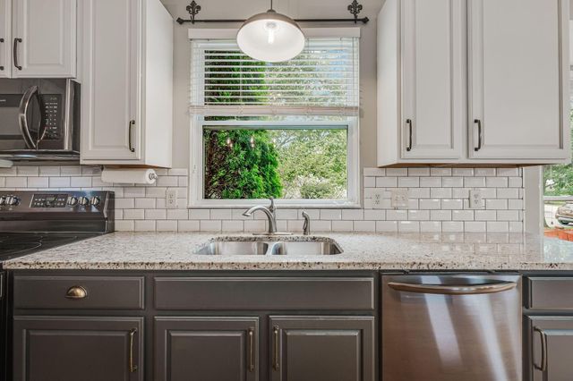 4456 Scioto Parkway, Powell, OH 43065