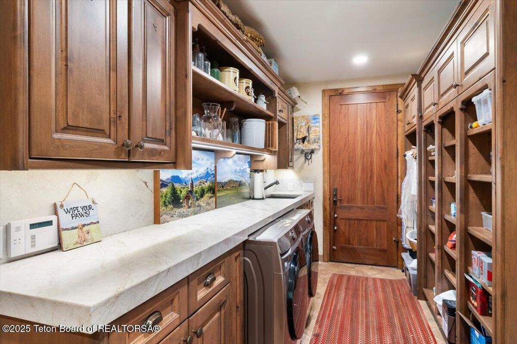 2780 W RAPTOR VIEW Lane, Jackson, WY 83001 photo 12