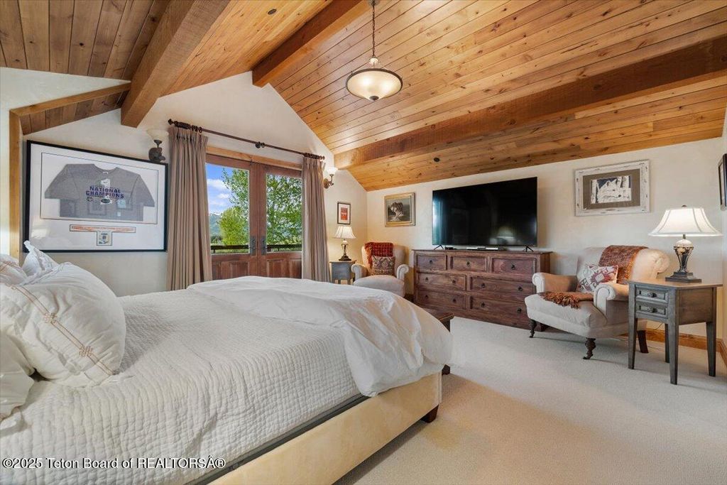 2780 W RAPTOR VIEW Lane, Jackson, WY 83001 photo 13