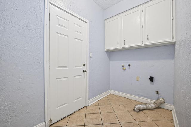 8103 Oak Moss Drive, Spring, TX 77379