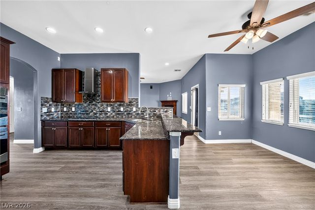 580 East Hickory Street, Pahrump, NV 89048