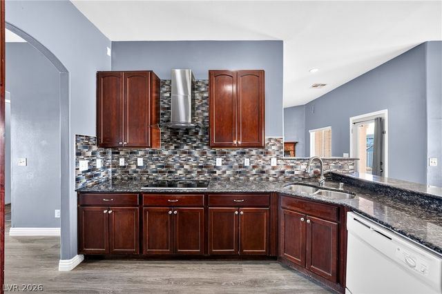 580 East Hickory Street, Pahrump, NV 89048
