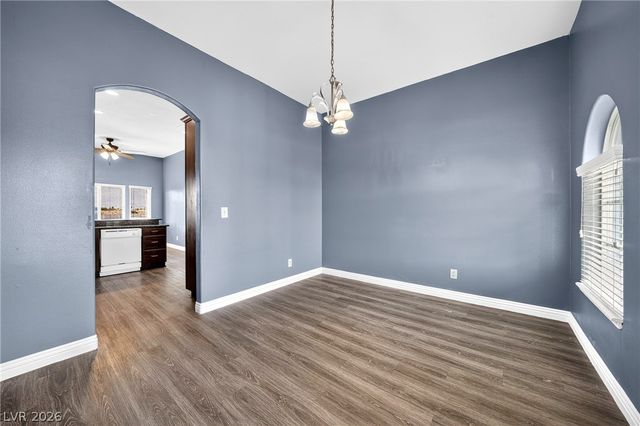 580 East Hickory Street, Pahrump, NV 89048