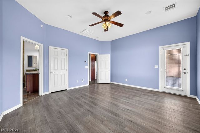580 East Hickory Street, Pahrump, NV 89048