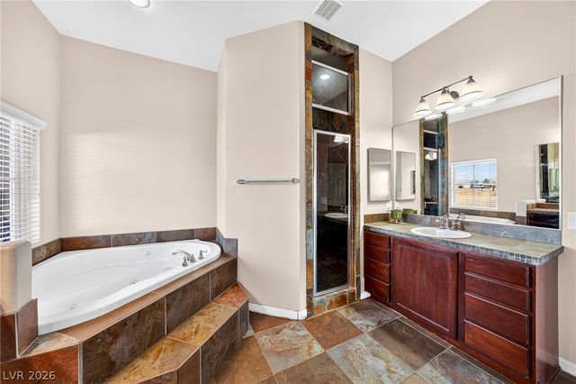 580 East Hickory Street, Pahrump, NV 89048