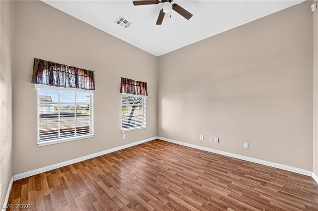580 East Hickory Street, Pahrump, NV 89048