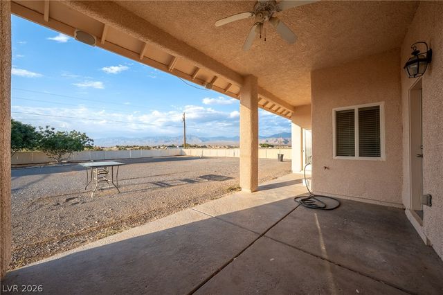 580 East Hickory Street, Pahrump, NV 89048