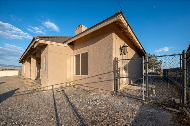 580 East Hickory Street, Pahrump, NV 89048