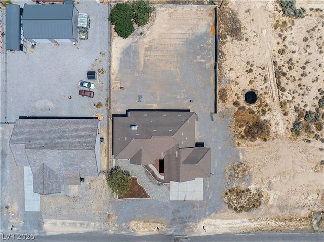 580 East Hickory Street, Pahrump, NV 89048