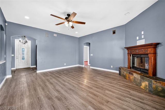 580 East Hickory Street, Pahrump, NV 89048
