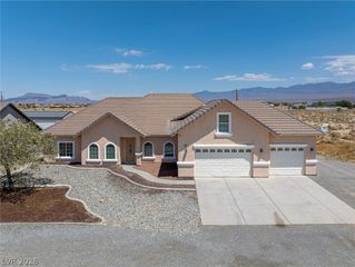 580 East Hickory Street, Pahrump, NV 89048