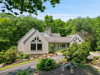 67 Old Logging, Bedford, NY 10506