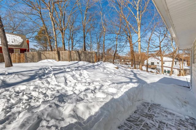 10 Orient Place, Patterson, NY 12563