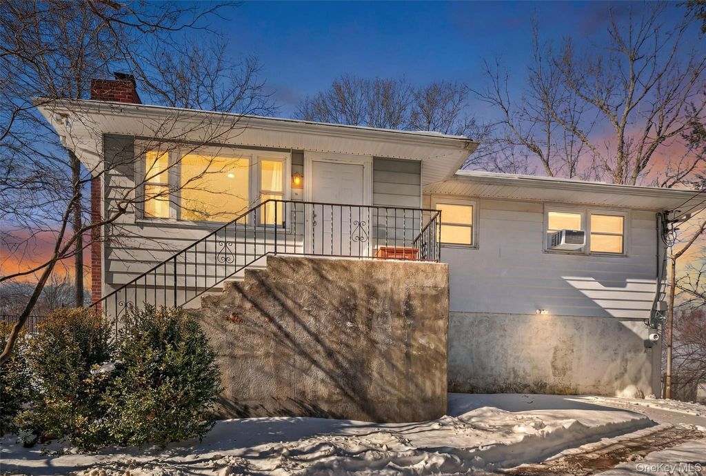 10 Orient Place, Patterson, NY 12563