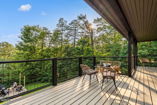 4822 White Pine Way, Sevierville, TN 37876