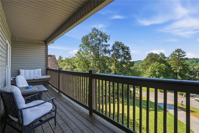 142 W Waters Edge Lane, West Union, SC 29696