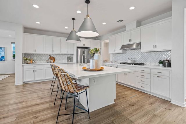 3267 Talbot Dr, Lathrop, CA 95330