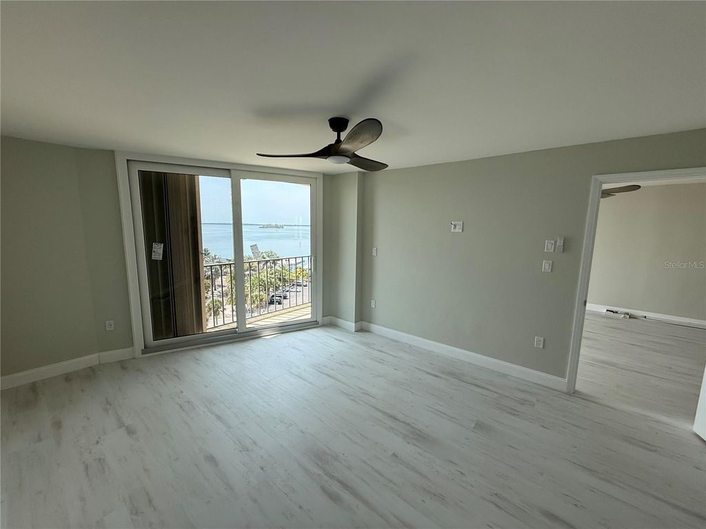 Image 36 of property listing at 2530 GARY CIRCLE 802, Dunedin, FL 34698