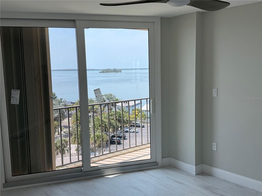 Image 38 of property listing at 2530 GARY CIRCLE 802, Dunedin, FL 34698