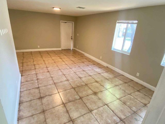 141 NW 10th Street, Pompano Beach, FL 33060